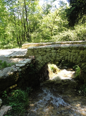 Ponte "romanico"